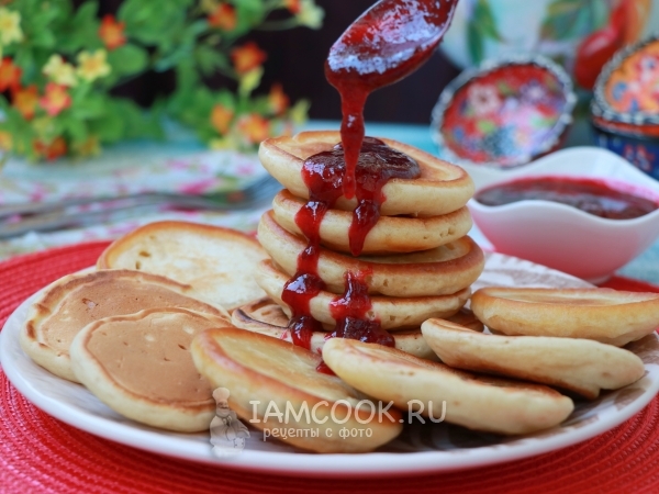 Оладьи на кислом молоке без яиц, рецепт с фото