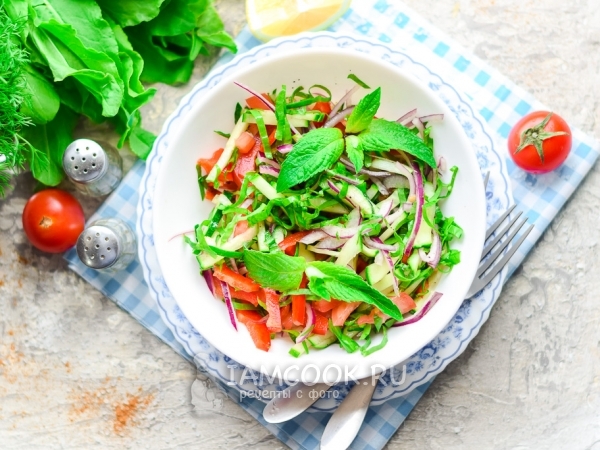Салат из щавеля и свежих овощей, рецепт с фото