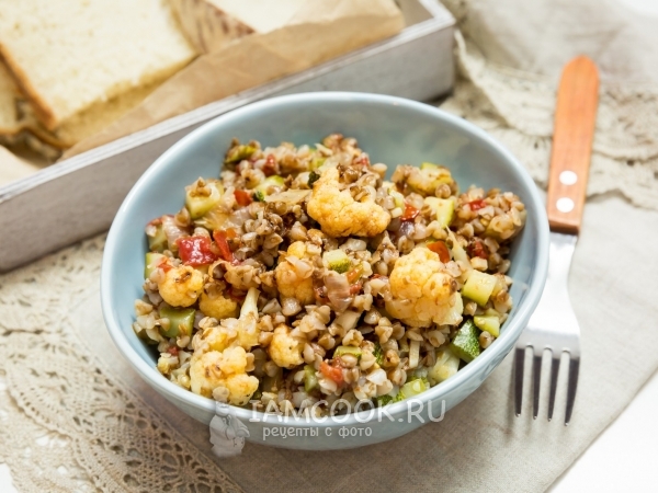 Гречка с жареными овощами, рецепт с фото