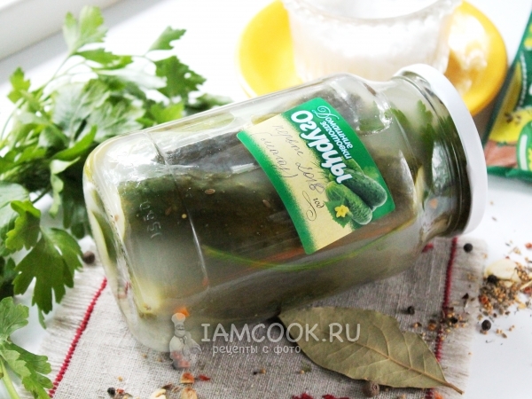 Квашеные огурцы в банках как бочковые, рецепт с фото