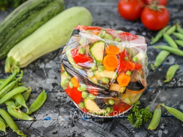 Заморозка для овощного рагу на зиму, рецепт с фото