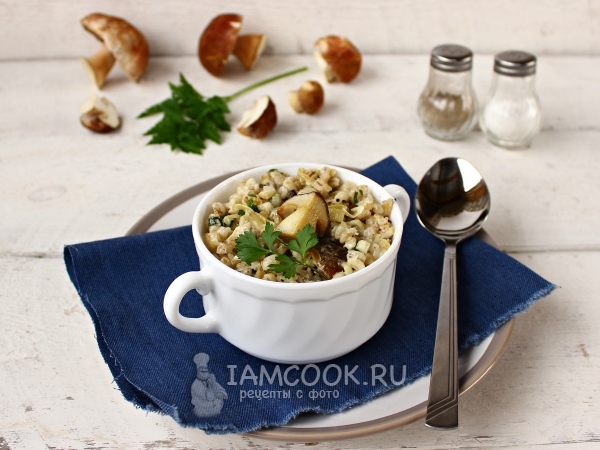 Перловая каша со сливками и грибами, рецепт с фото