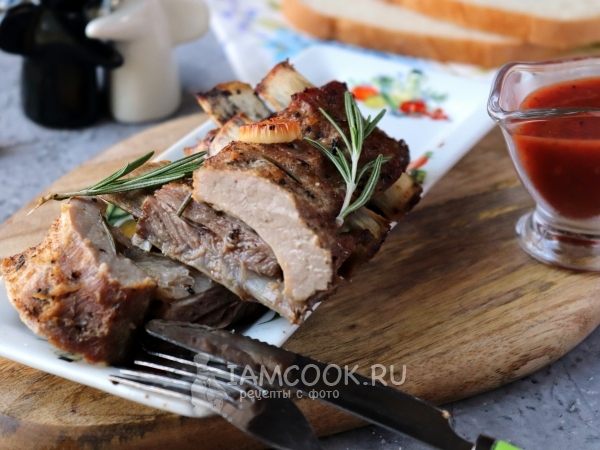 Говяжьи ребра в духовке в рукаве, рецепт с фото