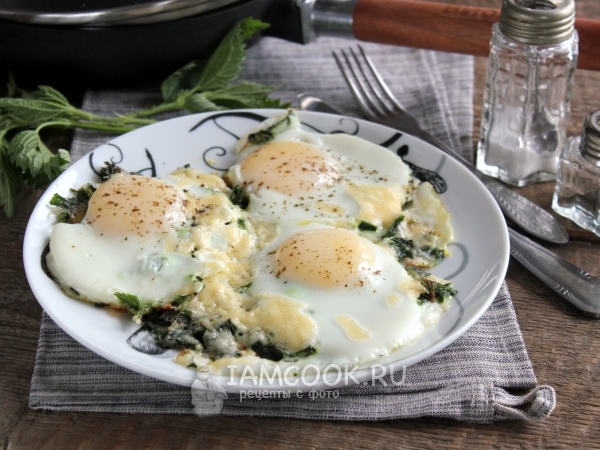 Яичница с крапивой, рецепт с фото