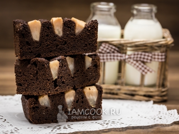 Шоколадный пирог с грушами, рецепт с фото