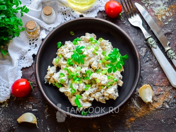 Грибы со сметаной и луком, рецепт с фото