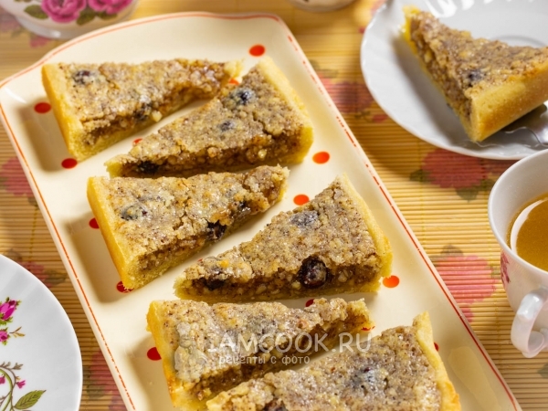 Песочный пирог с орехами, рецепт с фото