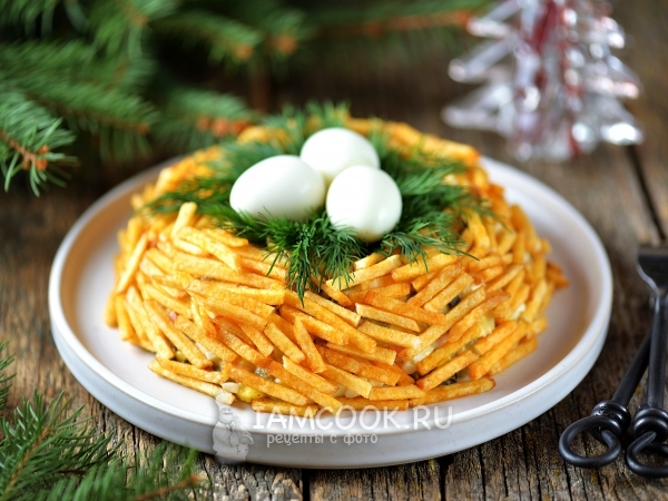 Салат «Гнездо глухаря» с чипсами, рецепт с фото