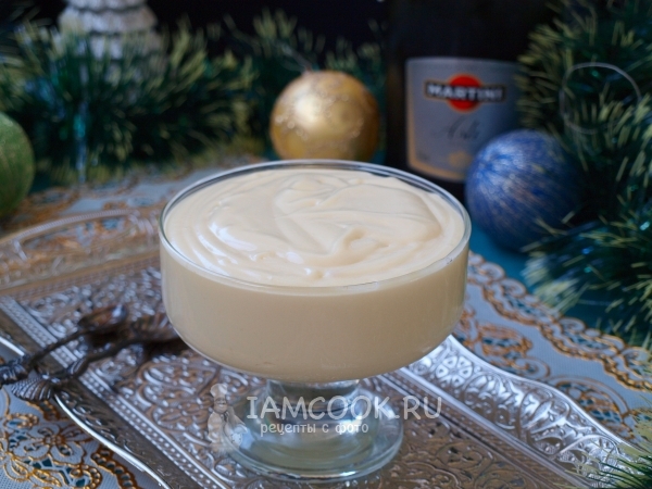 Заварной крем для «Наполеона» со сгущенкой, рецепт с фото