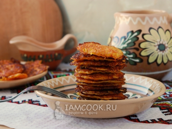 Морковные оладьи с манкой, рецепт с фото