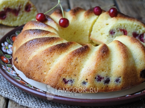 Манник с вишней на кефире, рецепт с фото