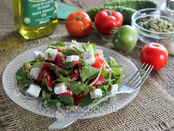 Салат с тыквенными семечками, рецепт с фото