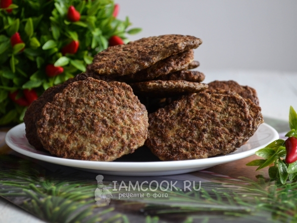 Печеночники из говяжьей печени, рецепт с фото