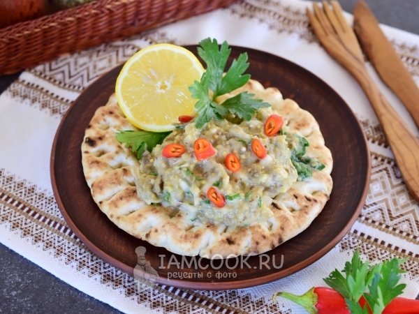 Салат «Мелидзаносалата» из баклажанов, рецепт с фото