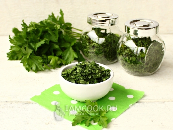 Сушеная петрушка, рецепт с фото