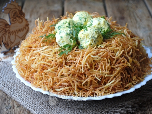 Салат «Гнездо глухаря» с языком, рецепт с фото