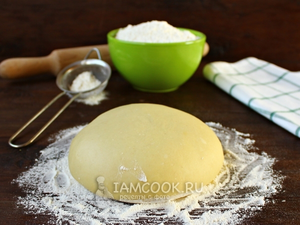 Тесто для чебуреков на кефире, рецепт с фото