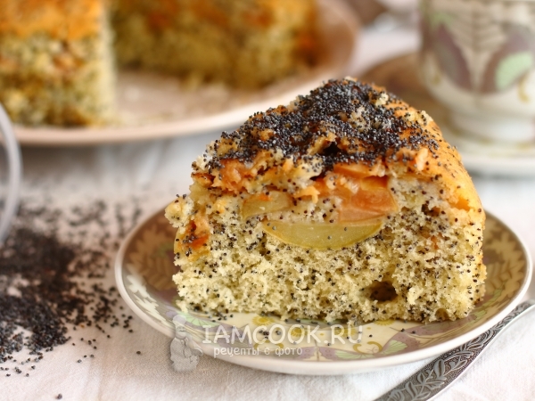 Яблочная шарлотка с маком в мультиварке, рецепт с фото