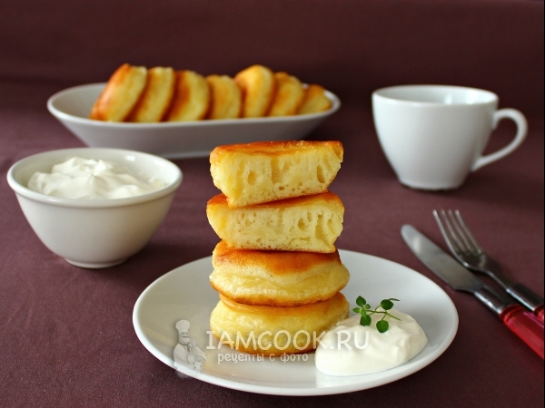 Пышные оладьи на кефире с разрыхлителем, рецепт с фото