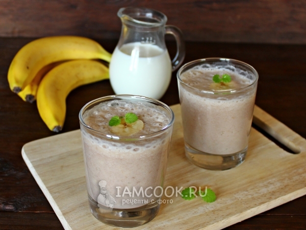 Банановый смузи с молоком, рецепт с фото