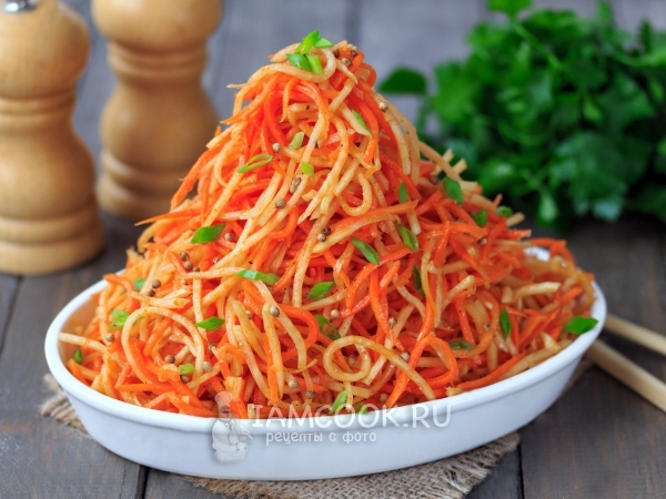 Морковь по-корейски с сельдереем, рецепт с фото