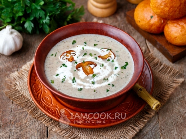 Суп-пюре из шампиньонов с чесноком, рецепт с фото