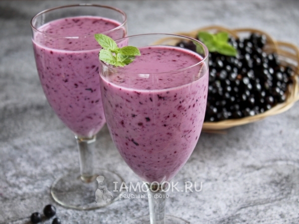 Кисломолочный коктейль с черникой и овсяными хлопьями, рецепт с фото