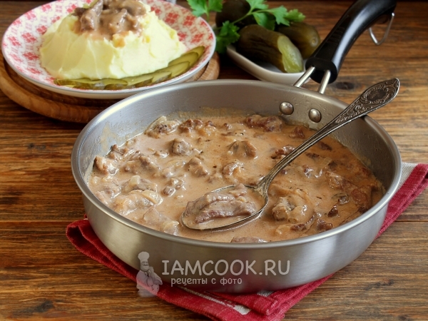 Бефстроганов из говядины со сливками (классический рецепт), рецепт с фото
