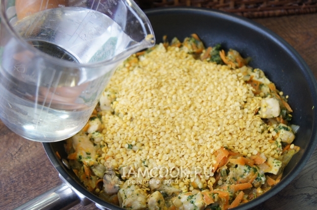 Тушим чечевицу с мясом