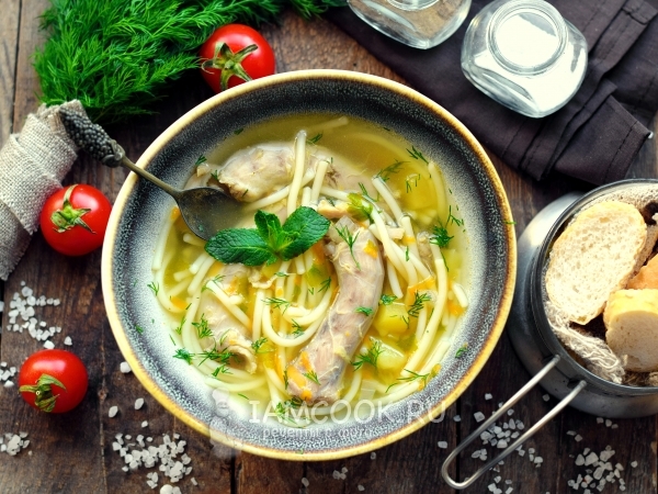 Суп с куриными шейками и лапшой, рецепт с фото