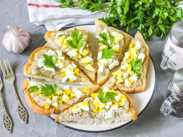 Бутерброды с баклажанами и яйцом, рецепт с фото