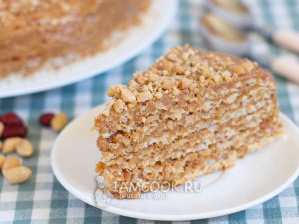 Вафельный торт с арахисом, рецепт с фото