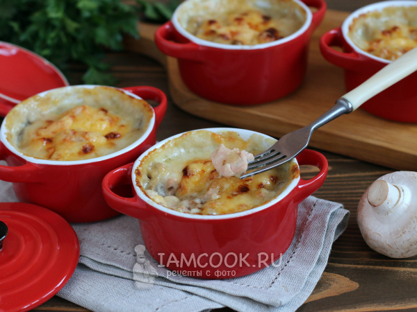 Жульен с грибами и рыбой, рецепт с фото