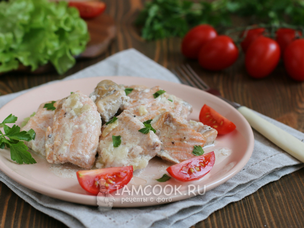 Горбуша в сливках в мультиварке, рецепт с фото