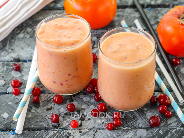 Смузи из кефира с клюквой и хурмой, рецепт с фото