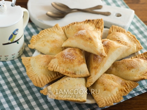 Пирожки с персиками, рецепт с фото