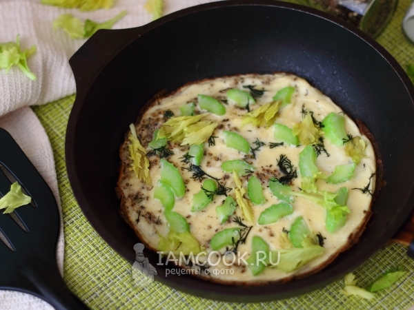 Омлет с сельдереем, рецепт с фото