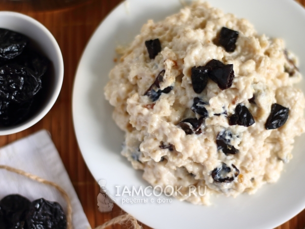 Овсяная каша с черносливом, рецепт с фото