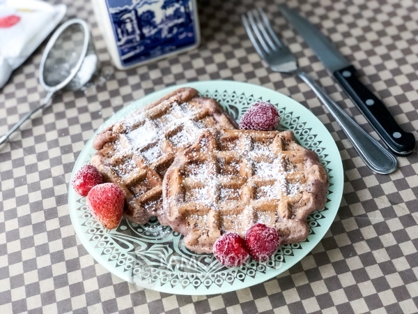 Клубничные вафли, рецепт с фото