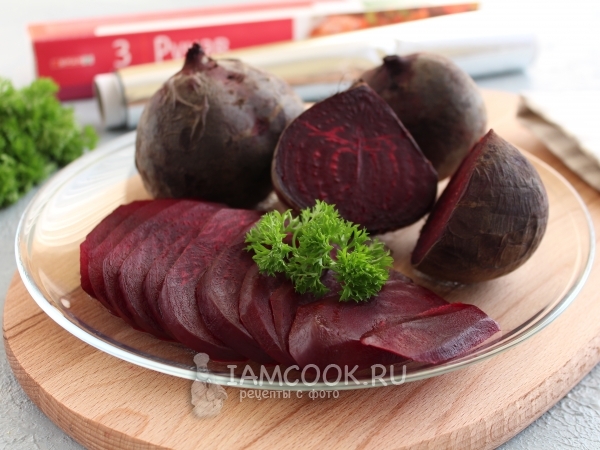 Свекла, запеченная в духовке (в рукаве и в фольге), рецепт с фото