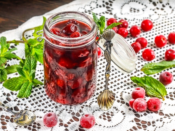 Вишня в собственном соку без сахара, рецепт с фото