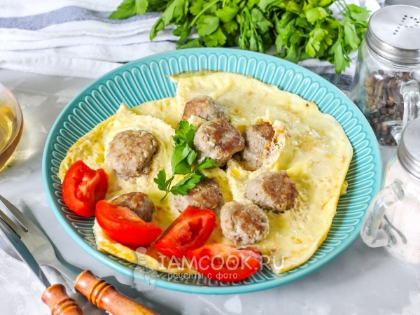 Омлет с фрикадельками, рецепт с фото