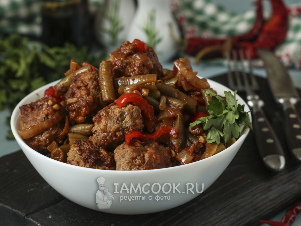 Фрикадельки с овощами в кисло-сладком соусе, рецепт с фото