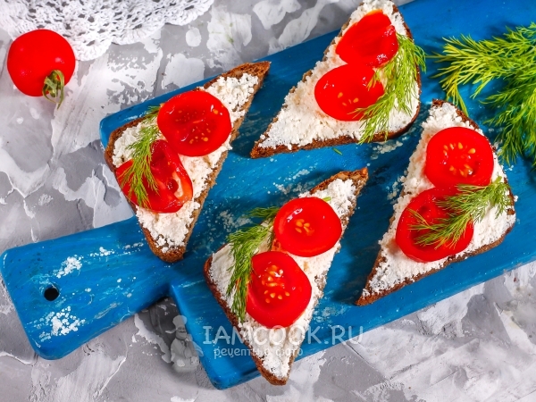Бутерброды с рикоттой, рецепт с фото