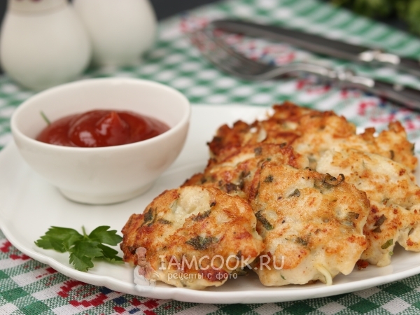 Оладьи из куриной грудки с сыром на кефире, рецепт с фото