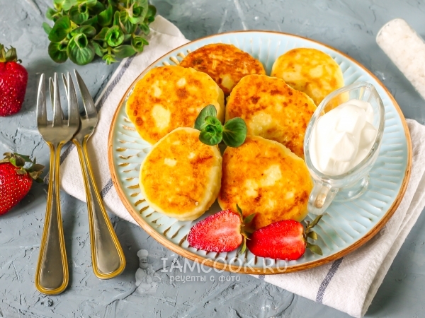 Сырники из обезжиренного творога, рецепт с фото