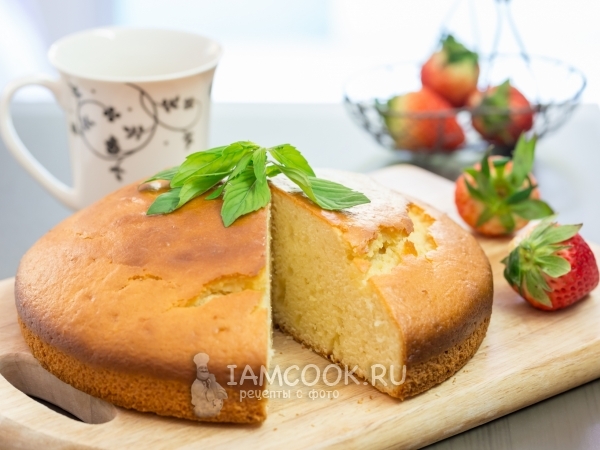 Пирог на йогурте на скорую руку, рецепт с фото