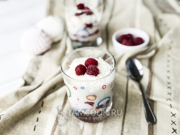 Десерт из зефира и йогурта, рецепт с фото