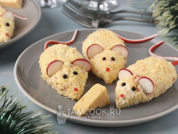 Закуска «Мышки» из сыра и крабовых палочек, рецепт с фото