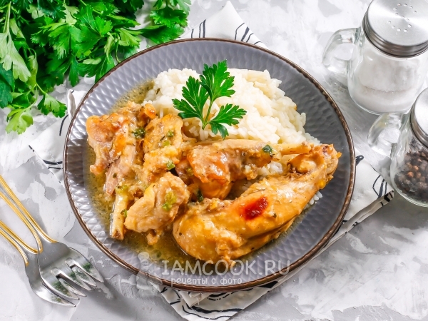 Фрикасе из кролика в винном соусе, рецепт с фото